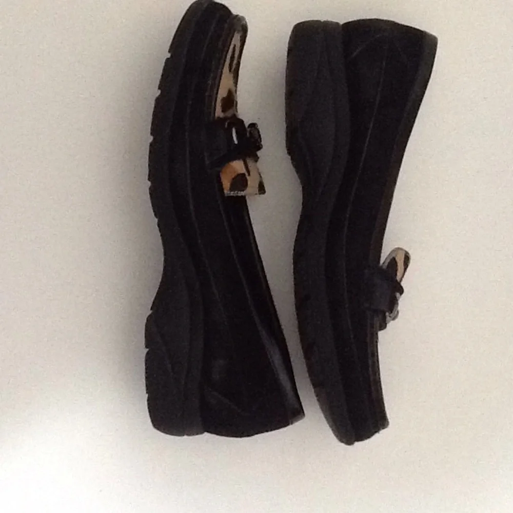 Anne Klein Black Leopard Cheetah Print Calf Hair Buckle Loafer Shoe Flat‎ Sz 7.5